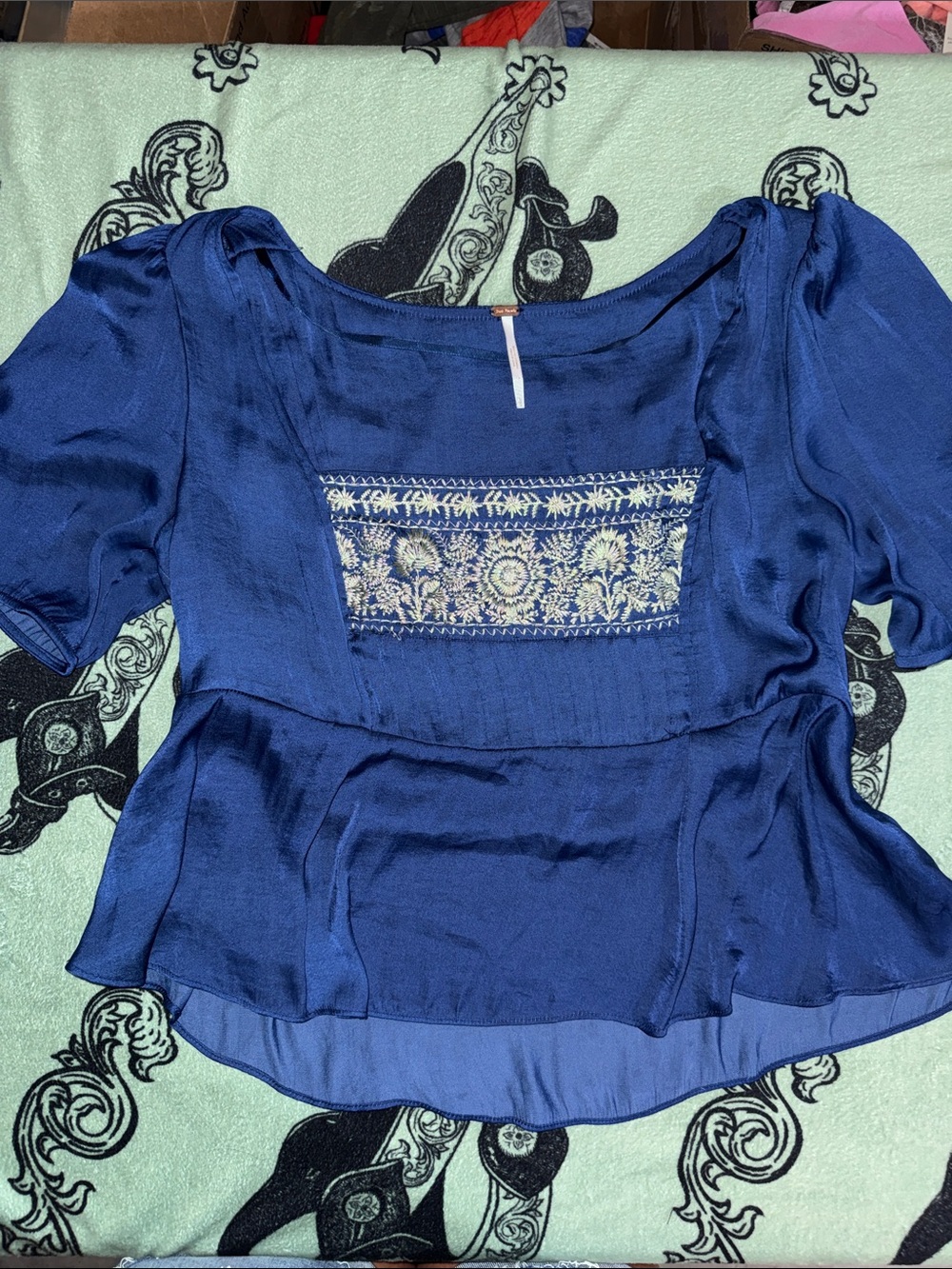 Free People Women’s Navy Blue Embroidered Peplum Blouse Lightweight Large